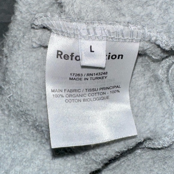 SOLD 💕Reformation Grey Mock Neck Oversized Pullover Sweatshirt - Picture 6 of 11